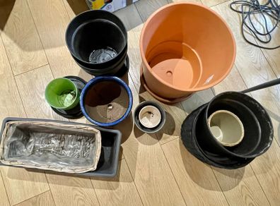 Plant pots