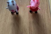 Peppa Pig and Suzy Sheep Figurines