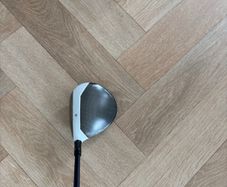 Taylormade Sim Max rocket 3 wood