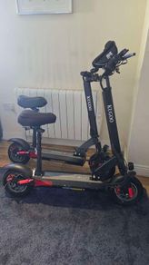 Kugoo Kirin M4 Pro E-Scooter with folding frame and fitted seat