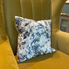 Arm chair