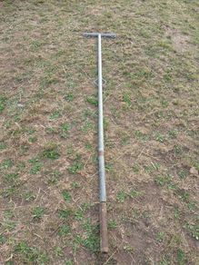 Single washing line pole.
