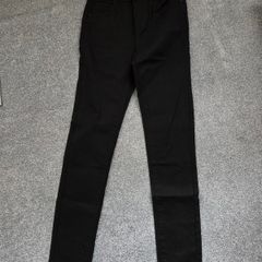 New with tags. Miss Bon Super flattering -5kg black skinny jeans. Size 36/S.