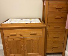 Nursery furniture set