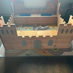 Castle - wooden sandbox