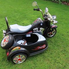 KIds Harley type Ride on with side car 12v (Spares or Repair)