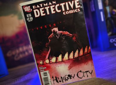 Detective Comics ! Batman ! Issue #876 ! Hungry City Part 1 ! 2011 ! by DC Comics !