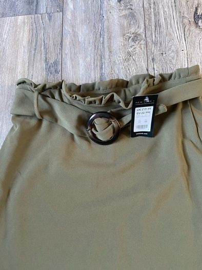BNWT NewLook Skirt UK 10