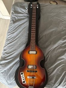 Hofner Left Handed Bass