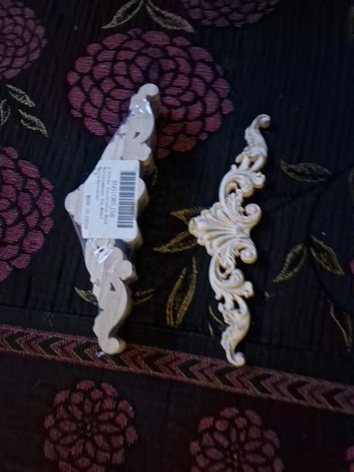 16 New Wood mouldings