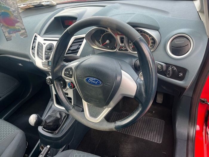 2010 Ford fiesta 1.25 petrol