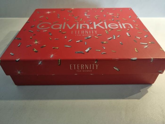 Calvin Klein Eternity Eau de Parfum for Women Trio Gift Set 50ml.