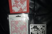 Xcut heart &amp; flowers design die 2 piece
