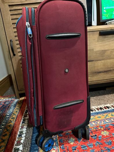 Luggage suitcase