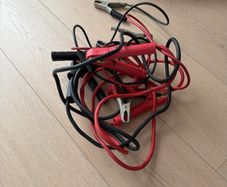 2 pairs of Jump cables