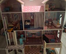 free doll house