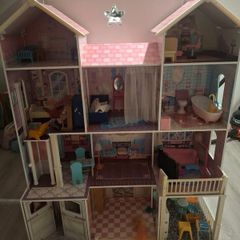 free doll house