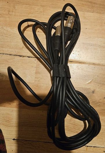 Audio Cables and Equipment Mixed Lot