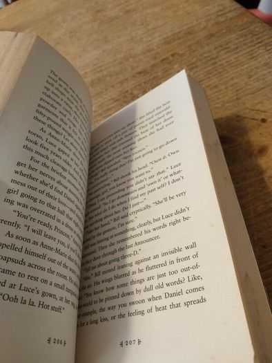 Paperback book, Passion Lauren Kate