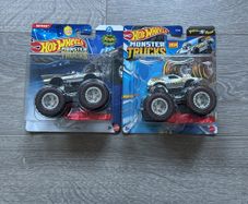 Hot Wheels Monster Trucks treasure hunt set