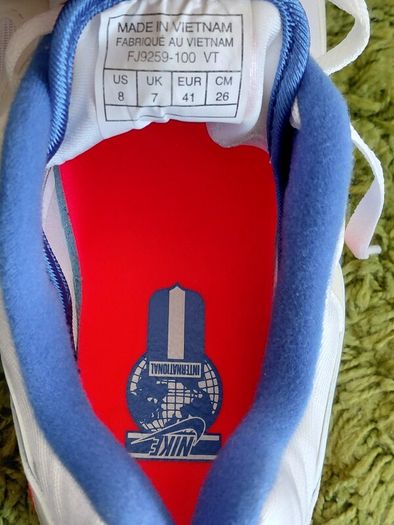 Nike Air Max 180 Ultramarine (2024) UK-7/EUR-41 FJ9259-100 White/Ultramarine/Solar Red/Black-2024