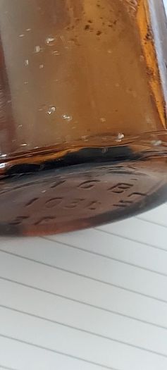 O Connor's kanturk 1/2 pint vintage bottle,,bottle seems to have a defect,around bottom of bottle, holds water no leeks,see pictures,sold as is ,lovely display advertising bottle, collectors items, buyer collects or pays postage thank you,