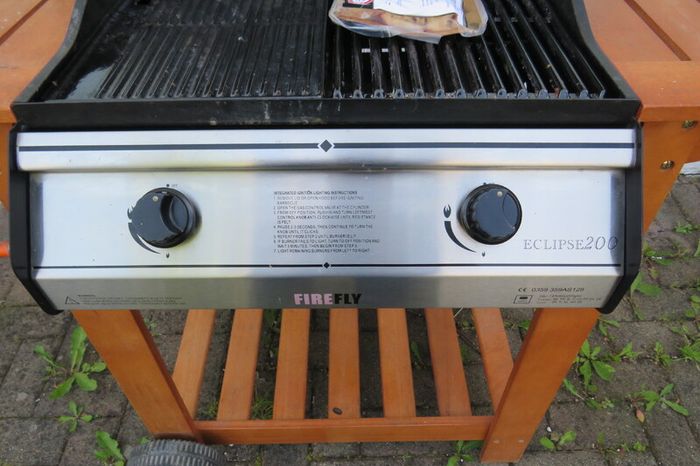 2 Burner Gas BBQ Firefly Eclipse 200