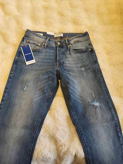 denim pants