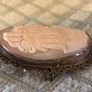 victorian hand carved cameo brooch Image 5