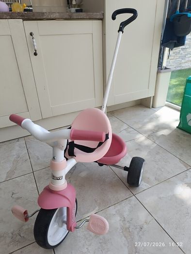SMOBY pink tricycle