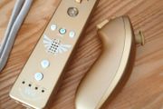 Official Nintendo Wii Zelda Controller &amp; Club Nintendo Golden Nunchuk.