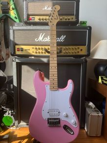Squier Strat