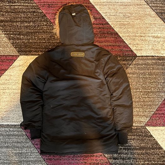 Canada Goose - (Budget Friendly) size XXL (would fit large and up)