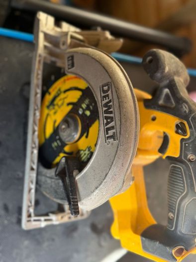 DeWalt 18V XR 165mm Circular Saw (DCS391) - Bare Unit