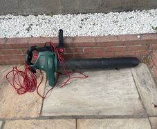 Bosch Universal Garden Tidy 3000