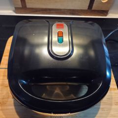 Sandwich Maker + Panini Grill + Waffle Molds