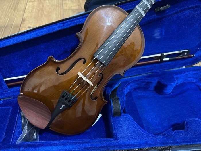 Stentor 1 3/4 Violin