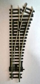 Hornby Right Hand Point - R8073