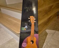 Ukulele Set