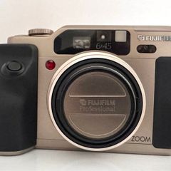 Fujifilm GA645Zi Professional Medium Format Camera