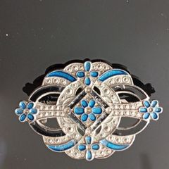 antique brooch very nice.