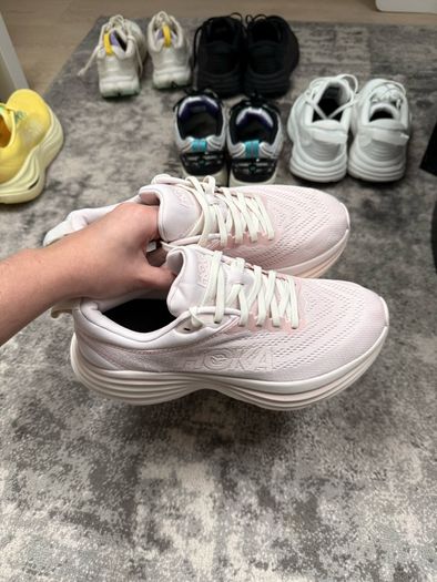 Hoka One One Bondi 8 road running women's shoes