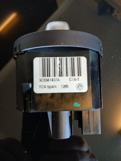 Volkswagen Passat Light Switch