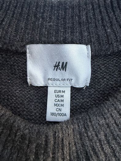 100% wool sweater M