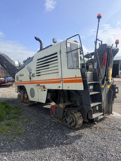 Wirtgen w 100 F