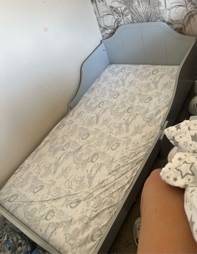 toddler bed