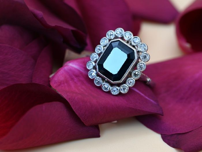 Art Deco Sapphire & Diamond Ring - Platinum