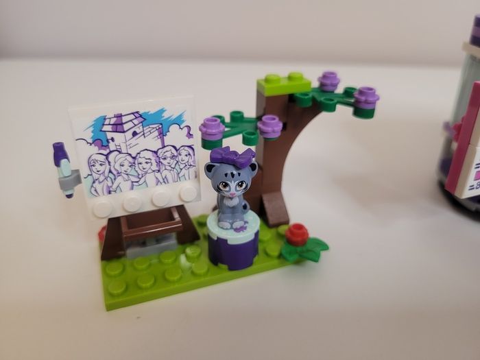 LEGO 41332 Friends Emma's Art Stand