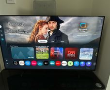 43" Samsung Smart TV