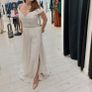 White dress / wedding dress Image 4